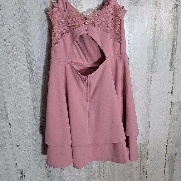 NWT Trixxi Dress - Picture 5 of 7